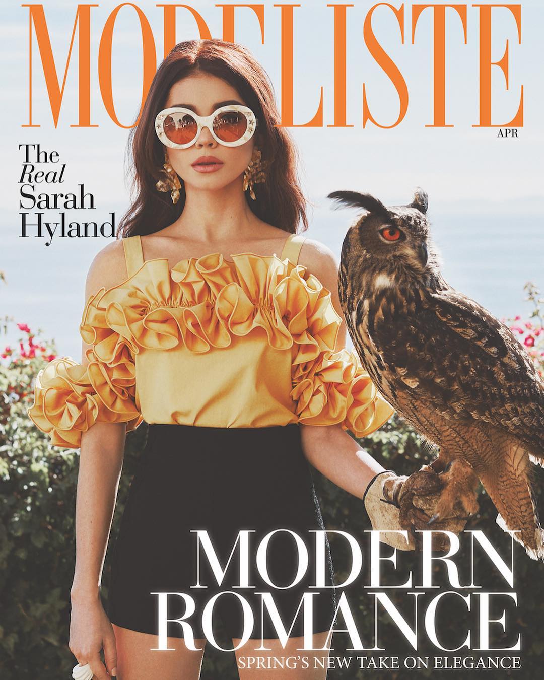 Sarah Hyland on the cover of Modeliste Magazine holding an owl
